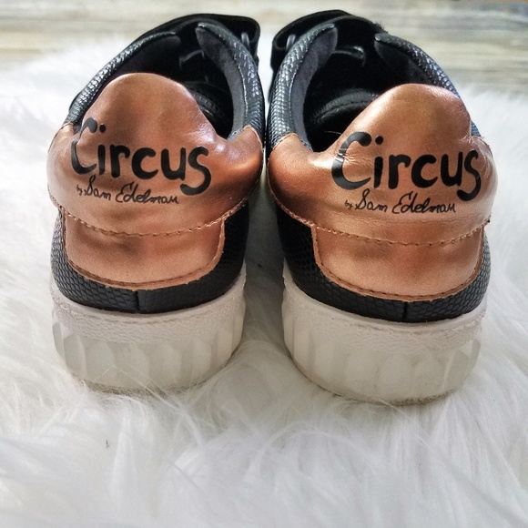 CIRCUS by SAM EDELMAN Black Velcro Chase Shoe - Picture 4 of 8